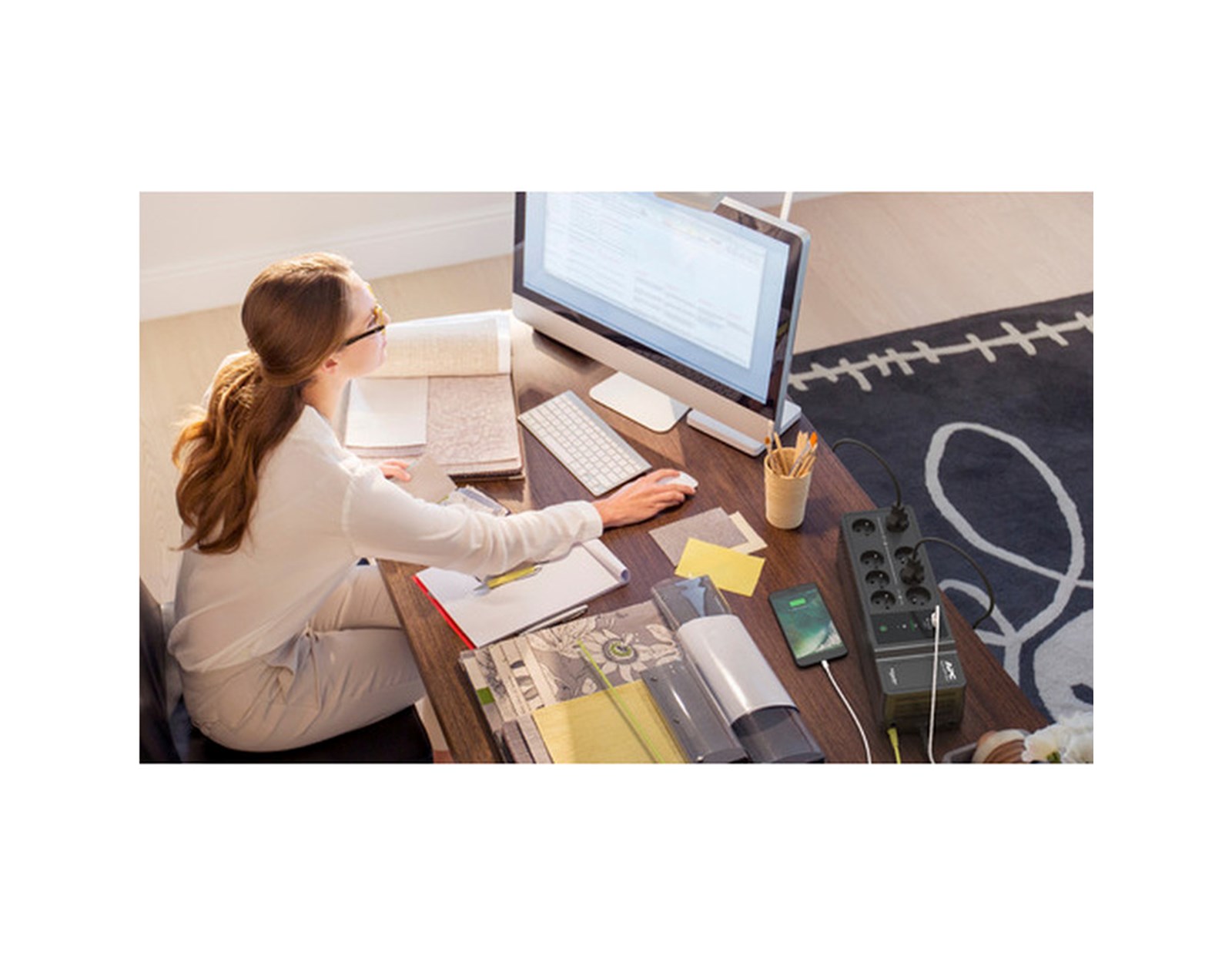 APC Back UPS 850VA/520W, Offline, 8x Schuko CEE7, USB C+A charging ports (BE850G2-GR)