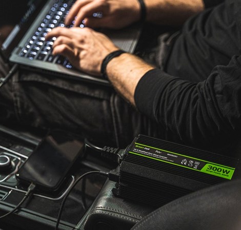 Green Cell strujni inverter PRO 12V na 230V, 150W/300W Modified sine wave (INVGC06)