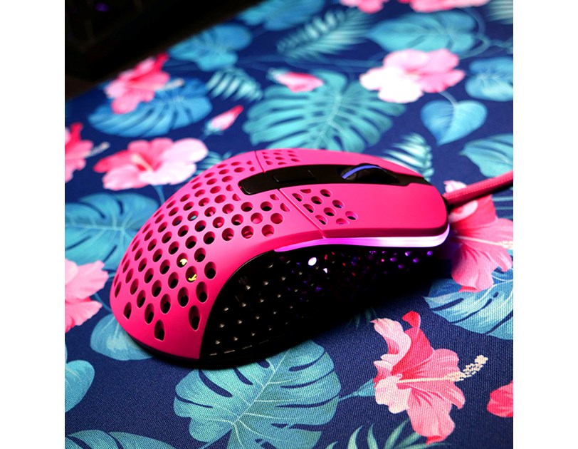 Cherry XTRFY M4 RGB igraći miš, 16000 cpi, USB, rozi