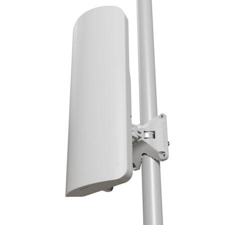 Mikrotik L22UGS-5HaxD2HaxD-15S, 2.4/5GHz Wi-Fi 6, Dual-core CPU,POE-IN (uključen injektor), SFP (2.5G), do 20km, USB Port, 256 MB RAM, Antenna gain: 2.4 GHz - 12 dBi, 5 GHz - 15 dBi