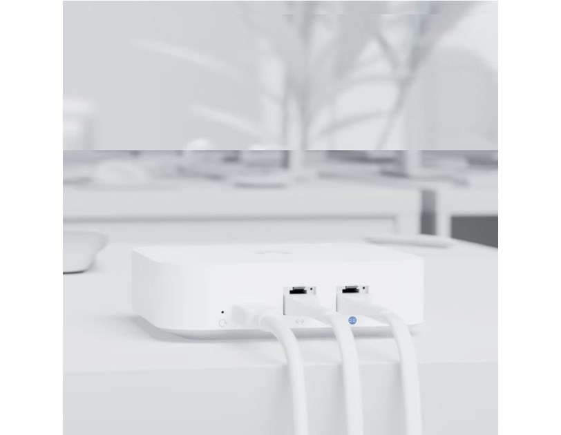 Ubiquiti UX - WiFi 6, LAN & WAN port, LCM display