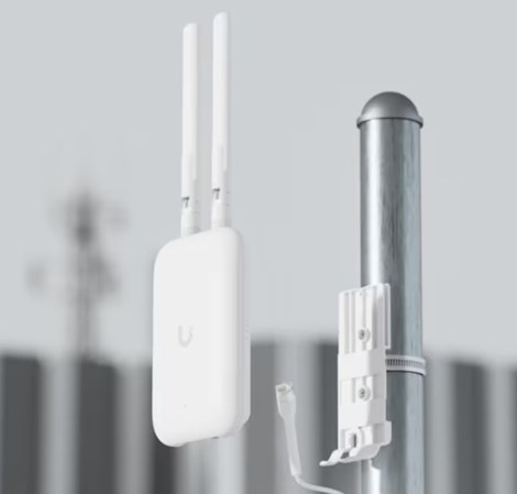 Ubiquiti Swiss Army Knife Ultra pristupna točka WiFi 5