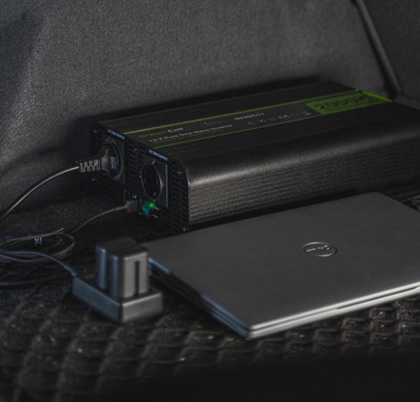 Green Cell strujni inverter 12V na 230V, 2000W/4000W Full sine Wave (INVGC11)