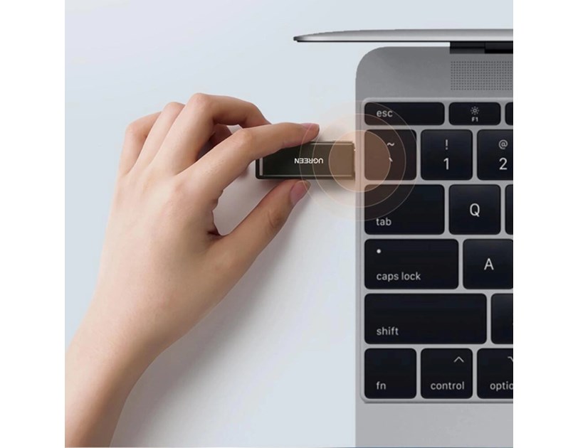 UGREEN čitač memorijskih kartica , USB 3.0, TF/microSD/SD kartice, crni