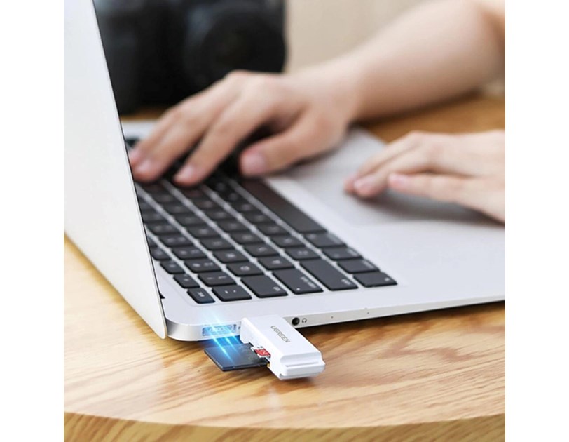UGREEN čitač memorijskih kartica , USB 3.0, TF/microSD/SD kartice, crni
