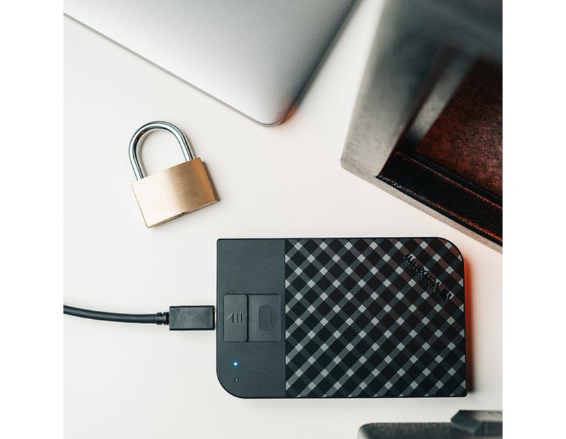 Verbatim 2.5" Fingerprint Secure Portable 1TB HDD USB3.1 Gen1, AES 256-bit hardware enkripcija, zaštita pristupa otiskom prsta
