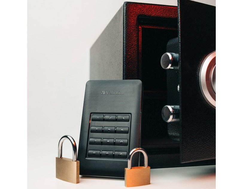 Verbatim 2.5" Store'n'Go Secure 1TB vanjski HDD, USB3.1 Gen1, AES 256-bit hardware enkripcija, zaštita pristupa tipkovnicom
