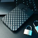 Verbatim 2.5" Fingerprint Secure Portable 2TB HDD USB3.1 Gen1, AES 256-bit hardware enkripcija, zaštita pristupa otiskom prsta