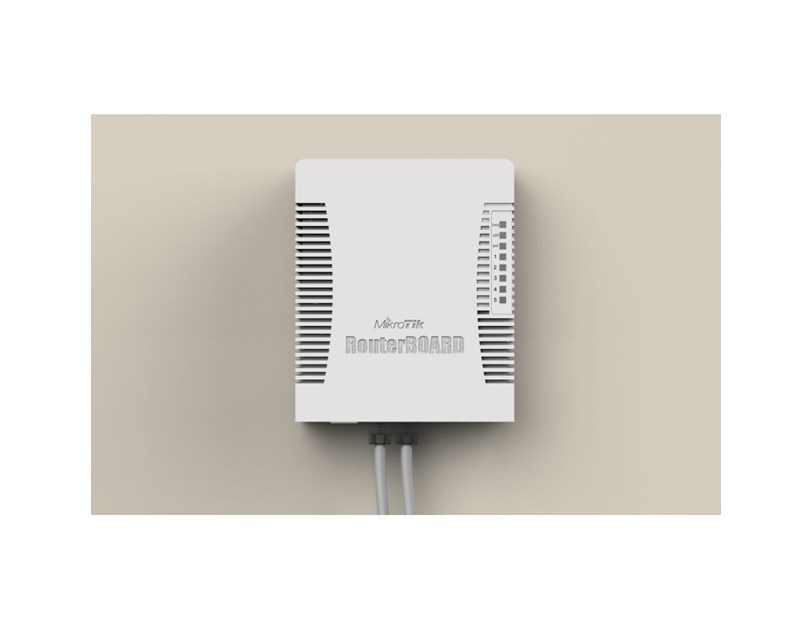 Mikrotik RB960PGS, hEX PoE, 800MHz CPU, 128MB RAM, 5×Gigabit LAN, (4×PoE izlaz), SFP, USB, RouterOS L4, plastično kućište, PSU