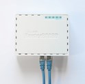 Mikrotik RB750Gr3, hEX, Dual Core 880MHz MHz CPU, 256MB RAM, 5×Gigabit LAN, USB, RouterOS L4, plastično kućište, PSU