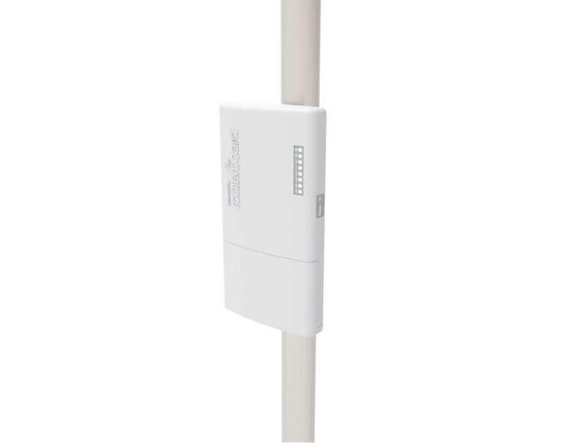 Mikrotik RB960PGS-PB (PowerBox Pro), 800MHz CPU, 128MB RAM, 5×Gigabit LAN (4×PoE out), SFP cage, RouterOS L4, vanjsko kućište, PSU, PoE, mounting set