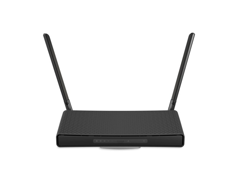 Mikrotik hAP ax3, Wi-Fi 6, C53UiG+5HPaxD2HPaxD, Quad-Core 1.8 GHz CPU, 1GB RAM, 4×Gbit/1×2.5Gbit LAN (PoE In/Out), 2.4GHz/5GHz 802.11ax, Dual Chain, RouterOS L6, desktop kućište, PSU