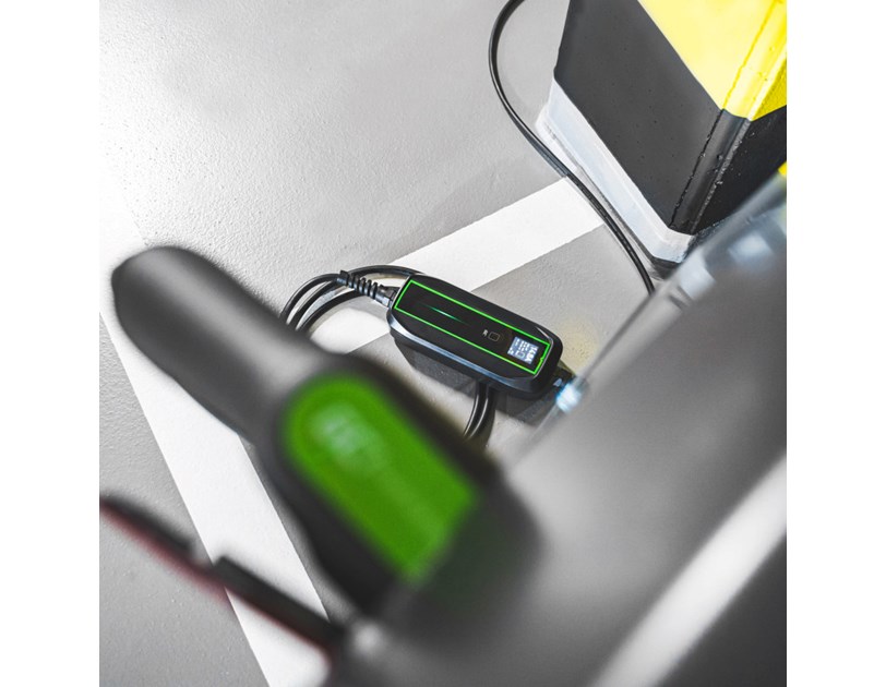 Green Cell (EV16) 3.6kW, 10/16A Schuko - Tip 2 mobilni punjač za punjenje električnih vozila i Plug-In hibrida 6.5m