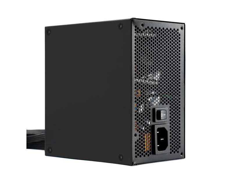 Xilence 750W Gaming, ATX 2.52v 80+ GOLD, aktivan PFC, 3×PCIe, 6×SATA, 20+4 pina, 120mm ventilator, crno
