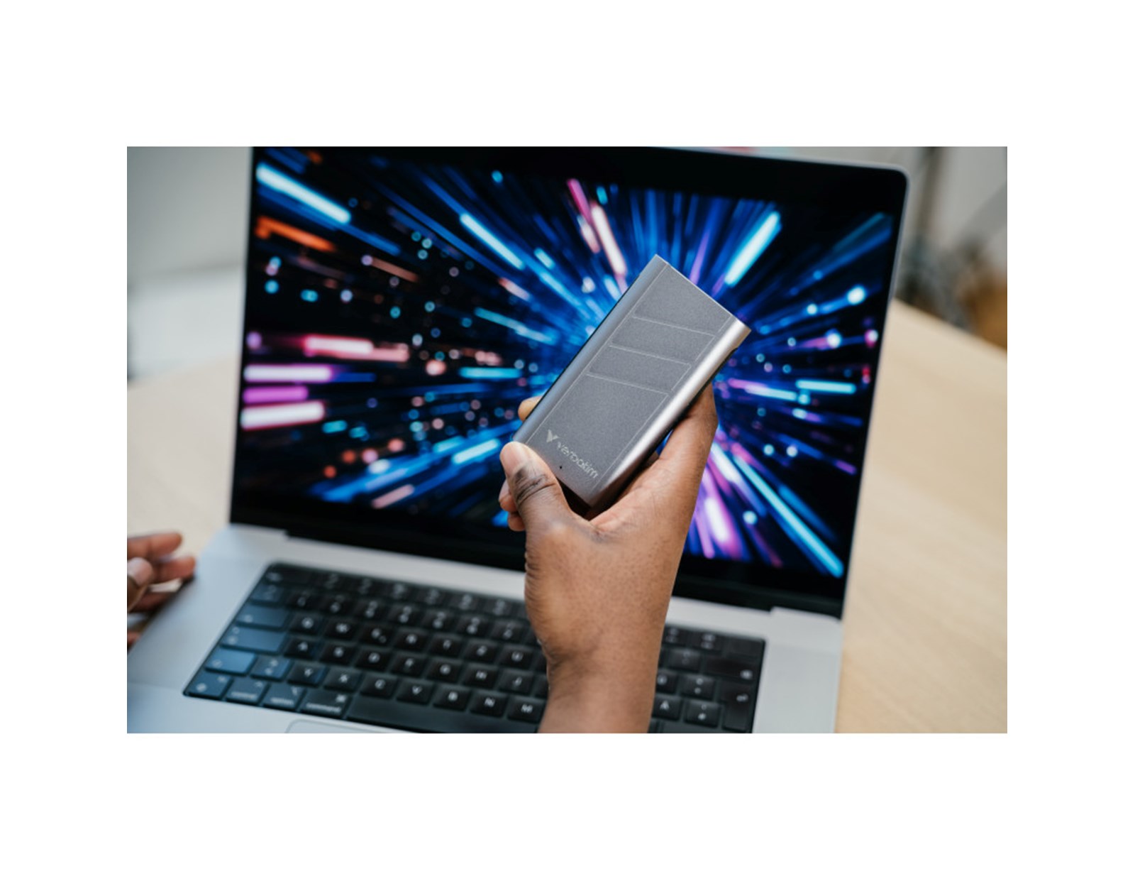 Verbatim TurboMetal 1TB SSD USB4 vanjski disk, R/W: 3700/3600 MB/s