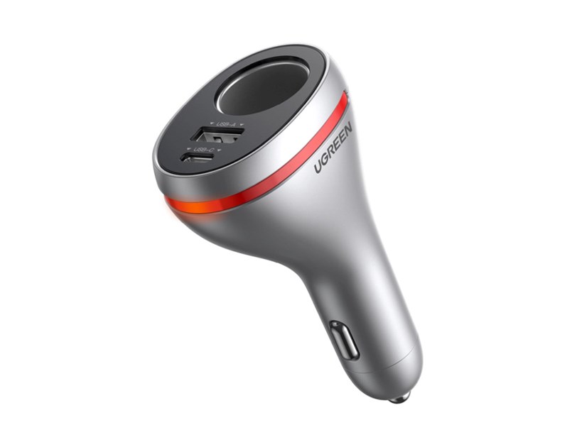 UGREEN auto punjač 84W, USB-C, USB-A, PD, QC 4.0, srebrni