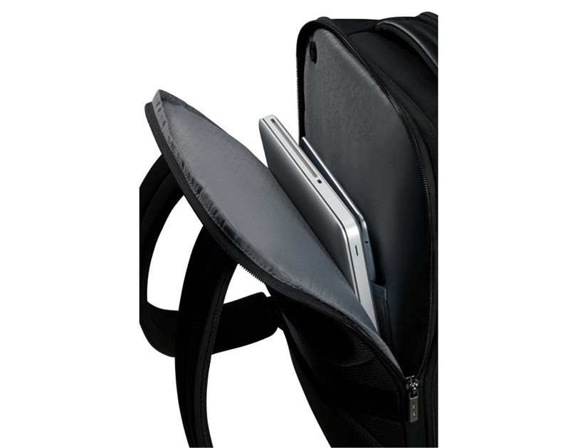 Samsonite Evosight ruksak za 17.3" prijenosnik, s pretincom za tablet 10.5", 28.5/32.5 L, crni
