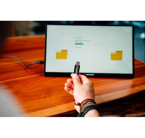 Verbatim V200 Metal 128GB USB 3.2 Aluminium, R/W: 200/80 MB/s