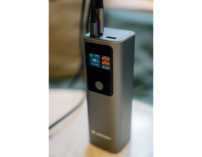 Verbatim Powerbank 27000 mAH Charge 'n' Go 183W max, Dual USB-C® port, 1xUSB-A, Smart digital TFT display